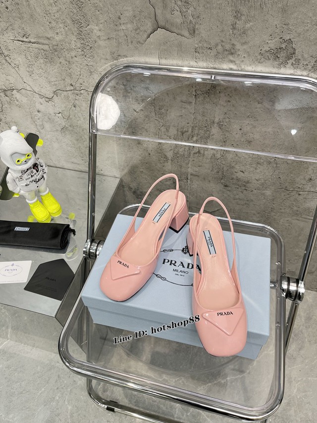 Prada小圓頭女鞋 普拉達2022早春新款馬卡龍系列高跟涼鞋 dx1943